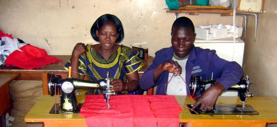 Un nuovo centro di sartoria &quot;Mani d&#039;Africa&quot; a Nakawa