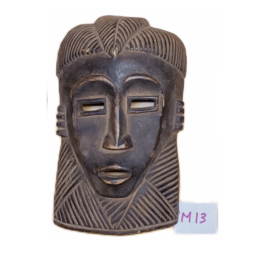 M13 Maschera cerimoniale africana in legno