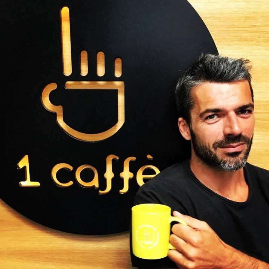 1Caffè.org: Luca Argentero per KOPE